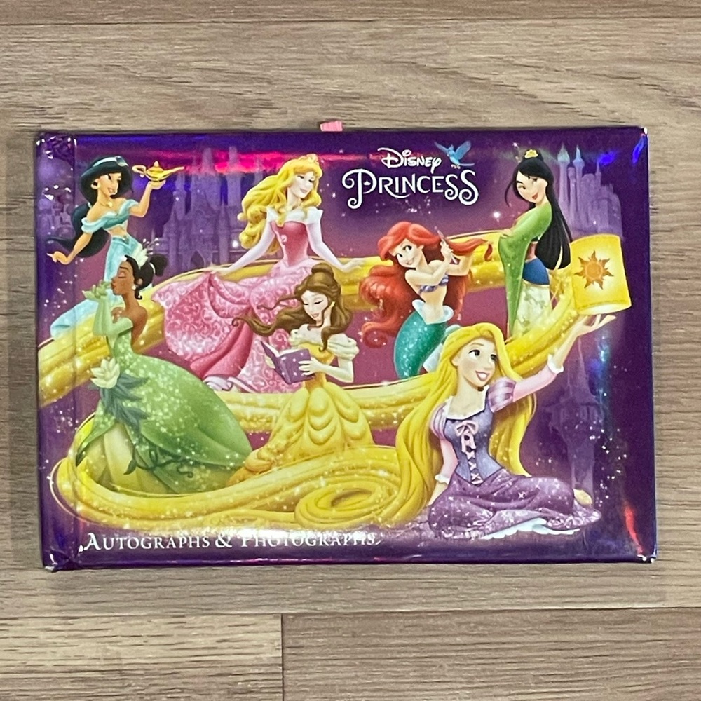 Disney Princess Autograph Book.